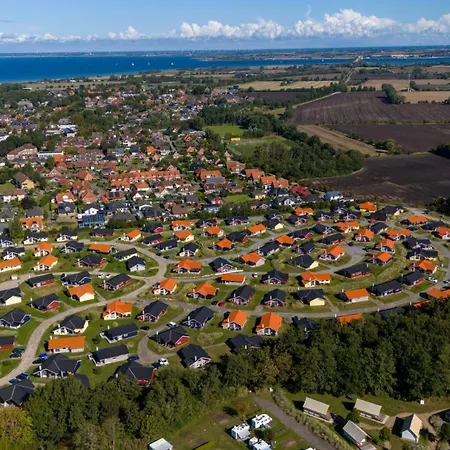 Vakantiehuis 2 Sea C 72 *